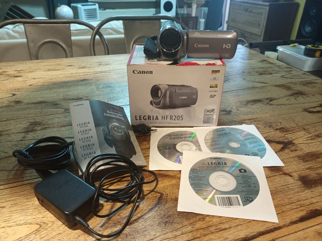 Canon Legria HF R205, Ophalen, Full HD, Canon, 20x of meer