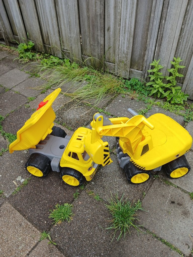 BIG kiepwagen en graafmachine, Ophalen, Zo goed als nieuw