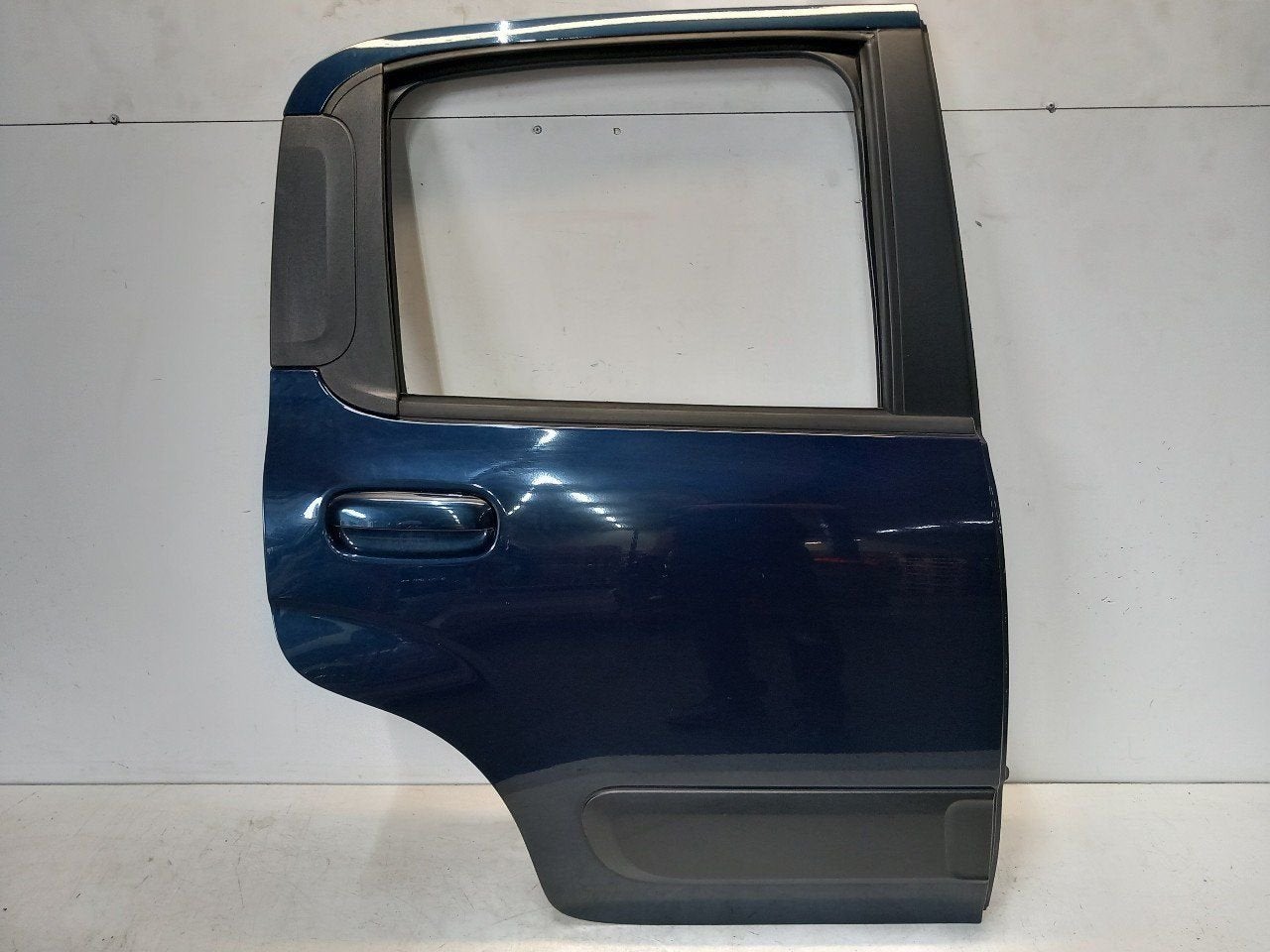 Portier rechts achter Fiat Panda, Onderdelen@venauto.nl, Van der Ven Autorecycling B.V., Gebruikt, Ettenseweg 76, 4706 PB Roosendaal, The Netherlands