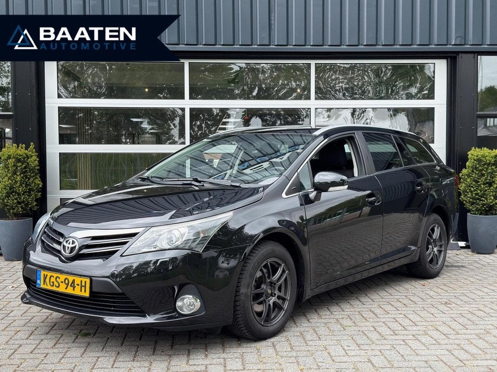 Toyota Avensis Wagon 1.8 VVTi Facelift|2e eig.|Camera|BT|Cru, Auto's, Avensis, 4 cilinders, Handgeschakeld, 500 kg