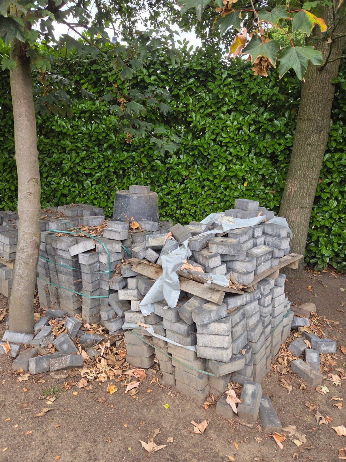 3 pallets beton stenen zwart, Ophalen, Klinkers, Nieuw, 10 m² of meer