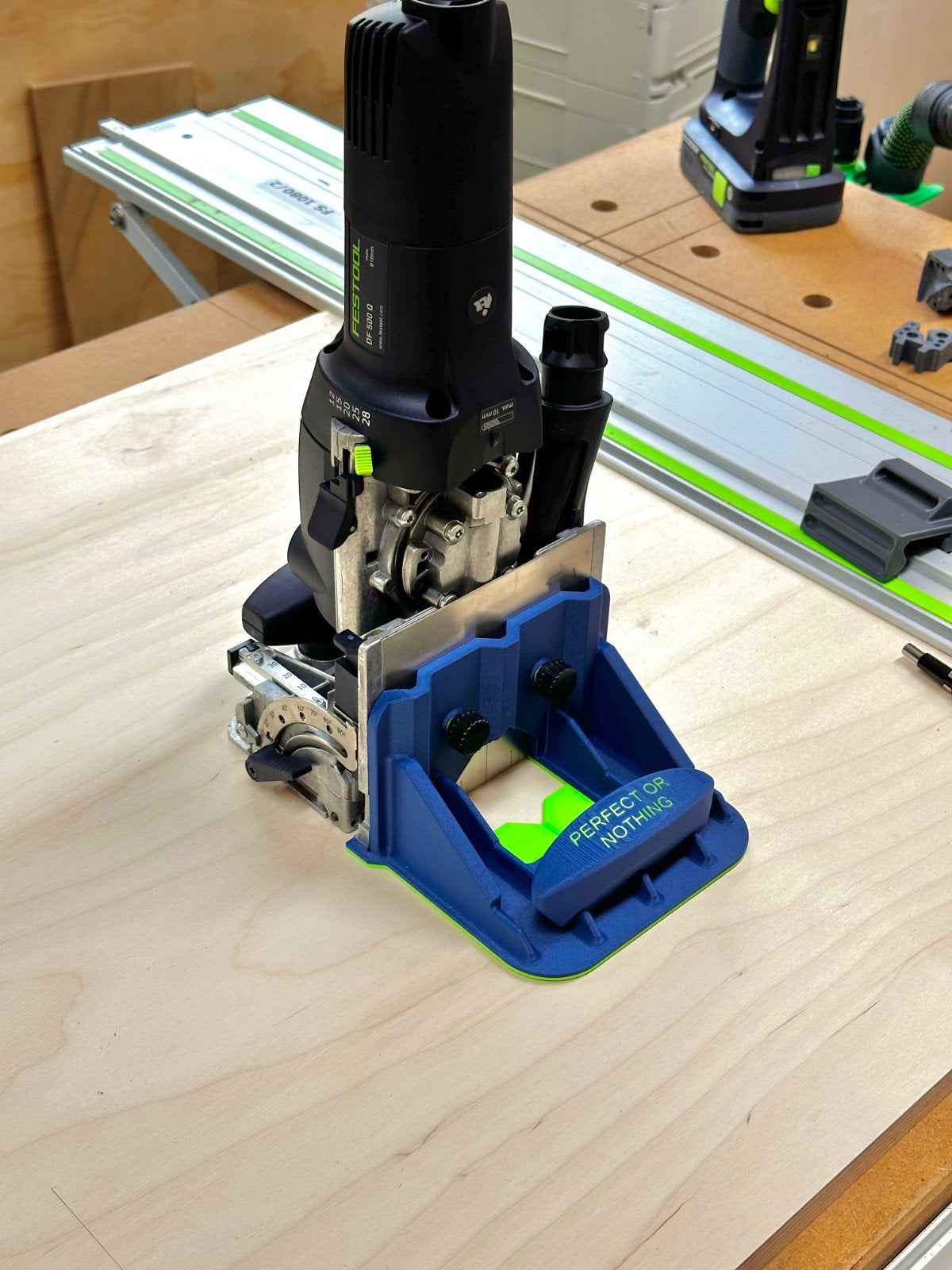 Domino DF-500 vertical stand