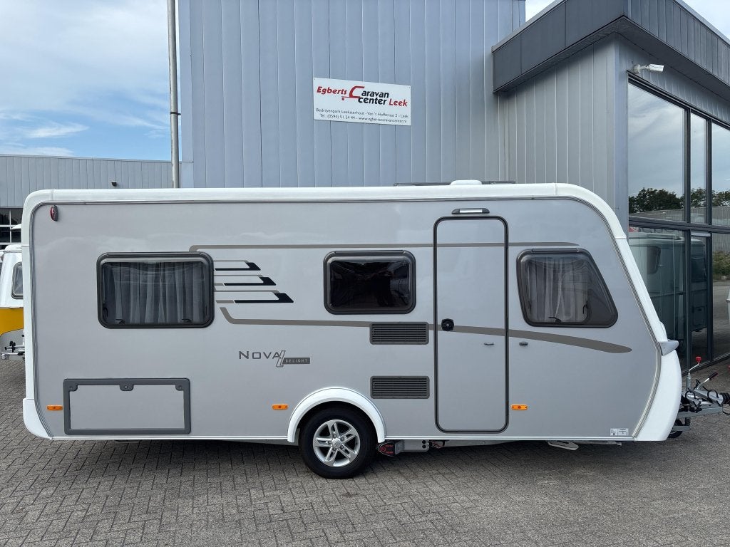 Eriba Nova Light Delight 442 Mover/Unico Bologna, Caravans en Kamperen, Caravans, Standaardzit, Schokbreker, Bedrijf, Tot en met 3