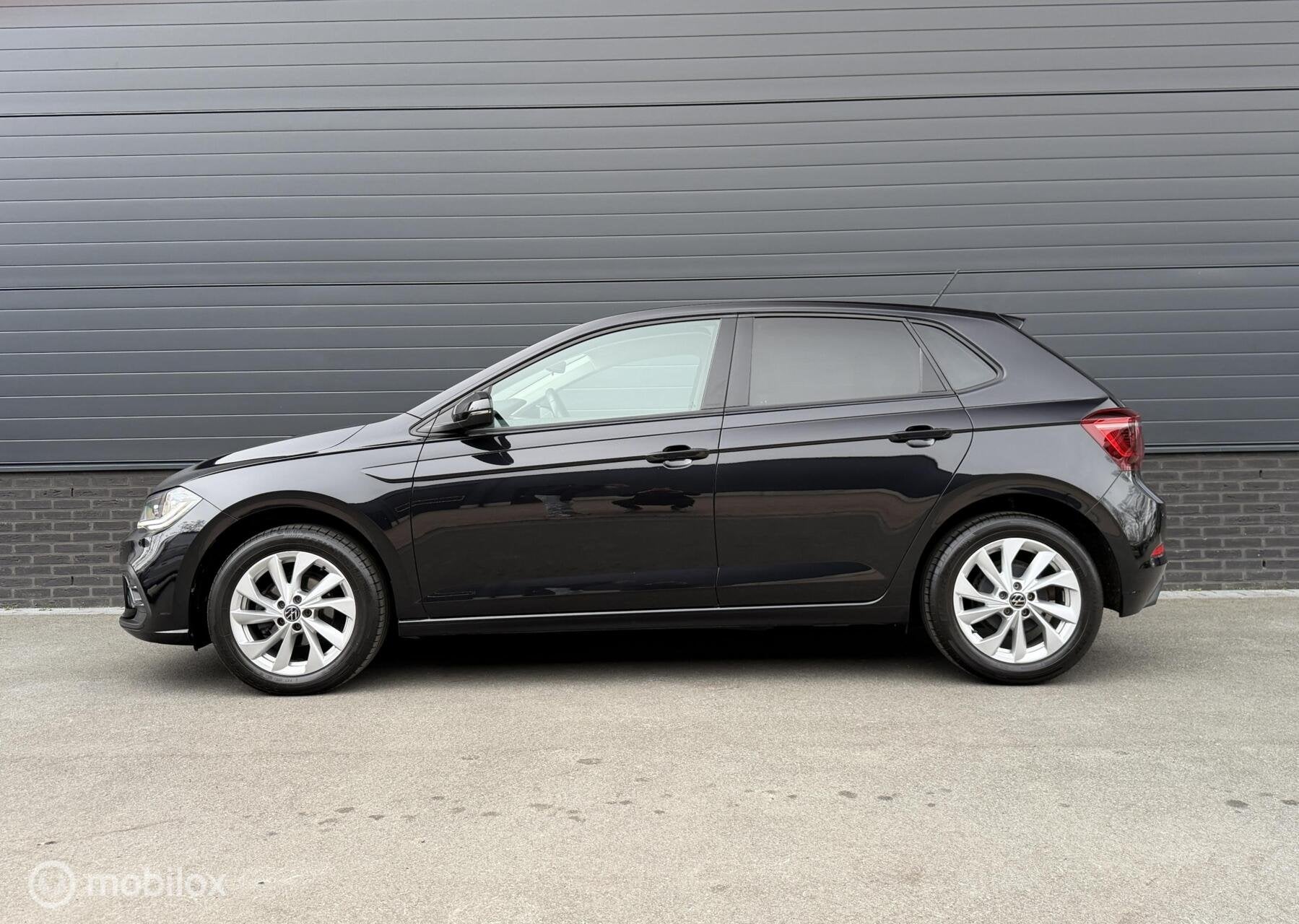 Volkswagen Polo 1.0 TSI Style VOL! CLIMA*ADABCR*PDC*CARPLAY*, Voorwielaandrijving, Gebruikt, Huisgarantie, Met garantie (alle)