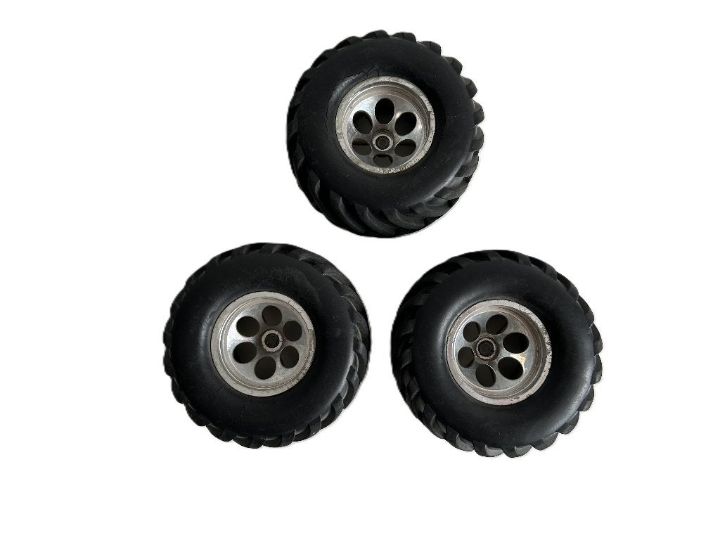 3x offroad banden met velg 1/10 rc auto, Hobby en Vrije tijd, Modelbouw | Radiografisch | Auto's, Ophalen of Verzenden, Gebruikt