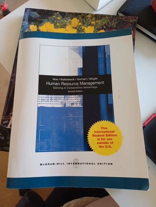 Boek : Human Resource Management 7th Edition, Ophalen of Verzenden, Beta, Zo goed als nieuw, HBO