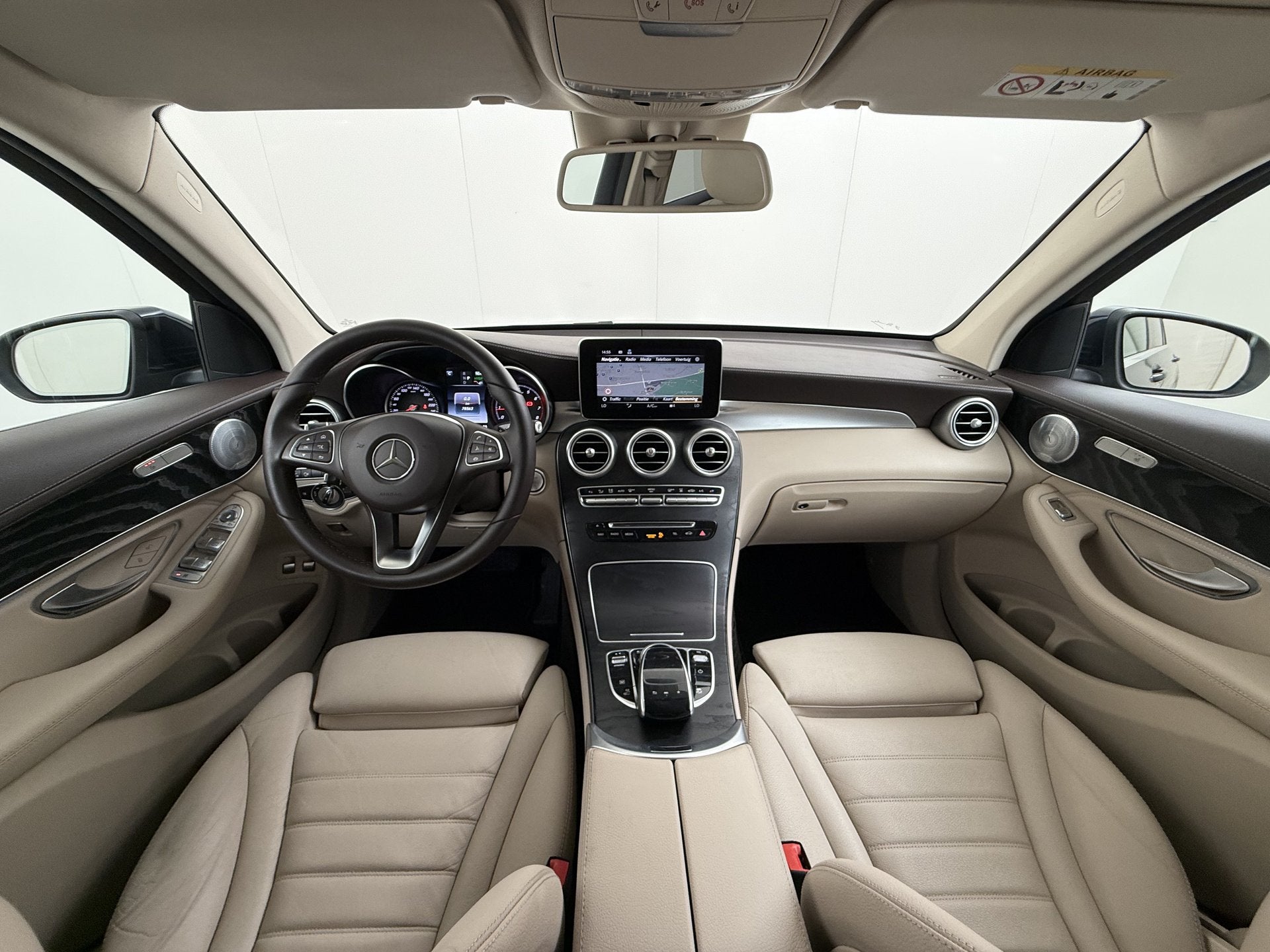 Mercedes-Benz GLC 350e Hybrid 4MATIC Premium Plus Exclusive, Auto's, Mercedes-Benz, Automaat, Gebruikt, 4 cilinders, 2000 kg