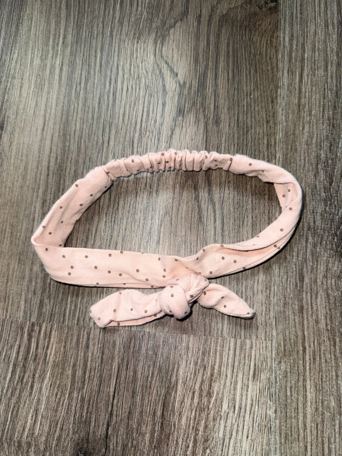 Baby haarbandje roze met stipjes – 1x gebruikt, Kinderen en Baby's, Kindermode-accessoires, Zo goed als nieuw, Ophalen of Verzenden