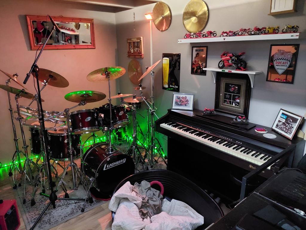 Compleet groot drumstel te koop!Zie foto's, Ophalen of Verzenden, Overige merken