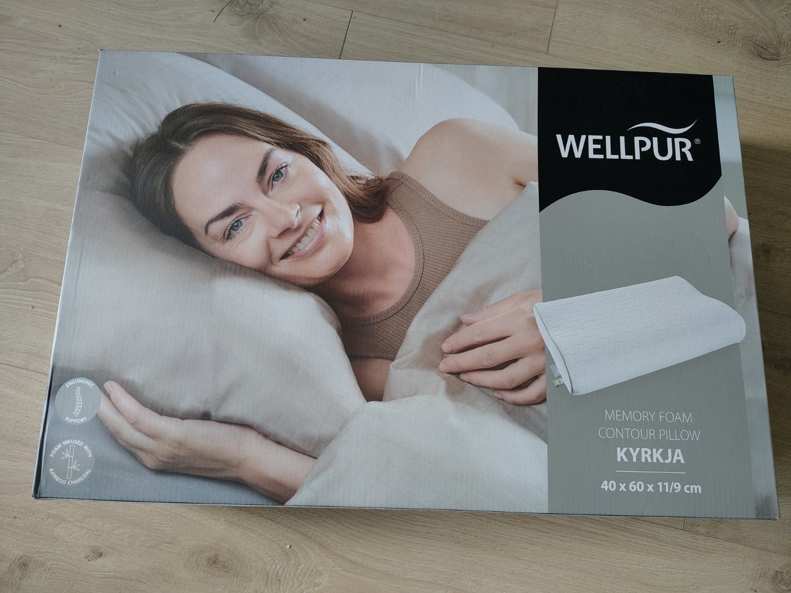Wellpur hoofdkussen Kyrkja Jysk - Nieuw in doos, Ophalen, Nieuw, Kussen