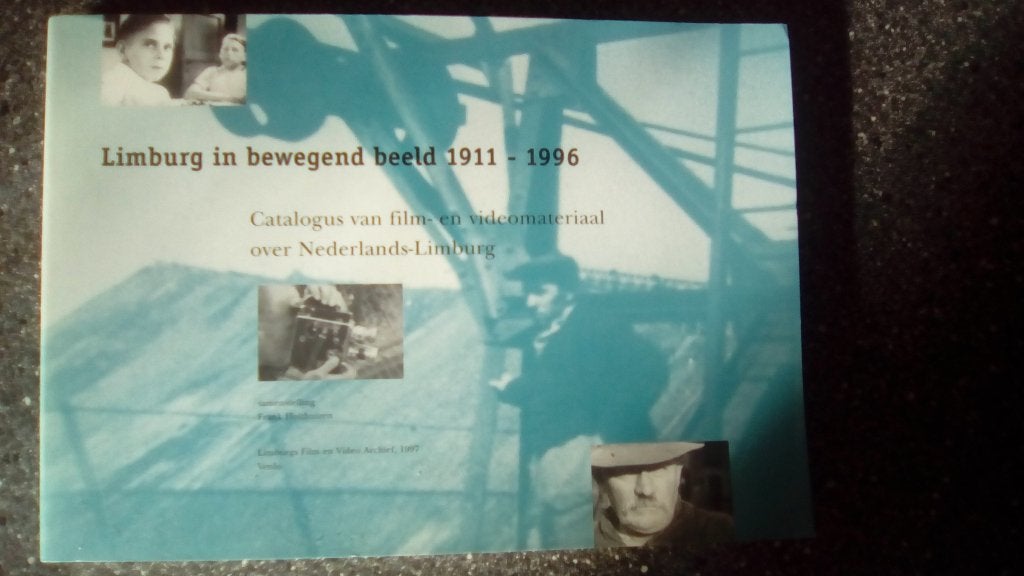 BOEK LIMBURG IN BEWEGEND BEELD 1911-1996, Boeken, Geschiedenis | Stad en Regio, Ophalen of Verzenden, Gelezen