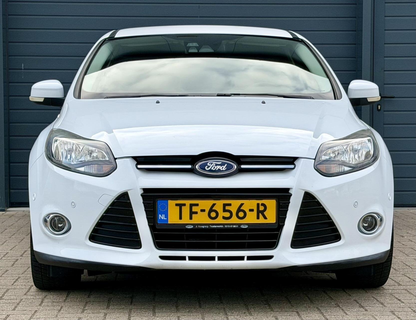 Ford Focus 1.0 -125pk Titanium | Nieuwe Motor! | 5 Deurs | A, Gebruikt, Zwart, 635 kg, Wit