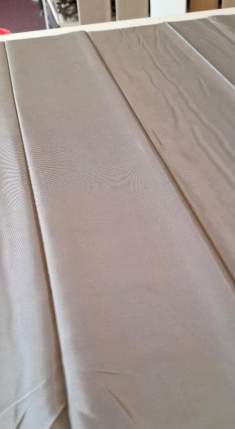 Stof, voeringstof grijs 1,3 meter, Overige materialen, 120 cm of meer, Ophalen of Verzenden, Grijs