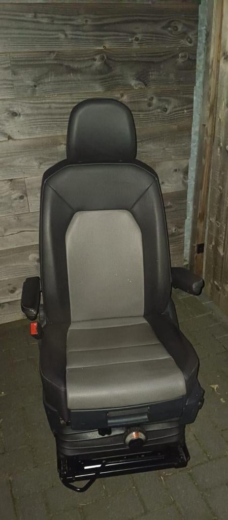 Geveerde luxe autostoel Vw Crafter vanaf 2017., Ophalen
