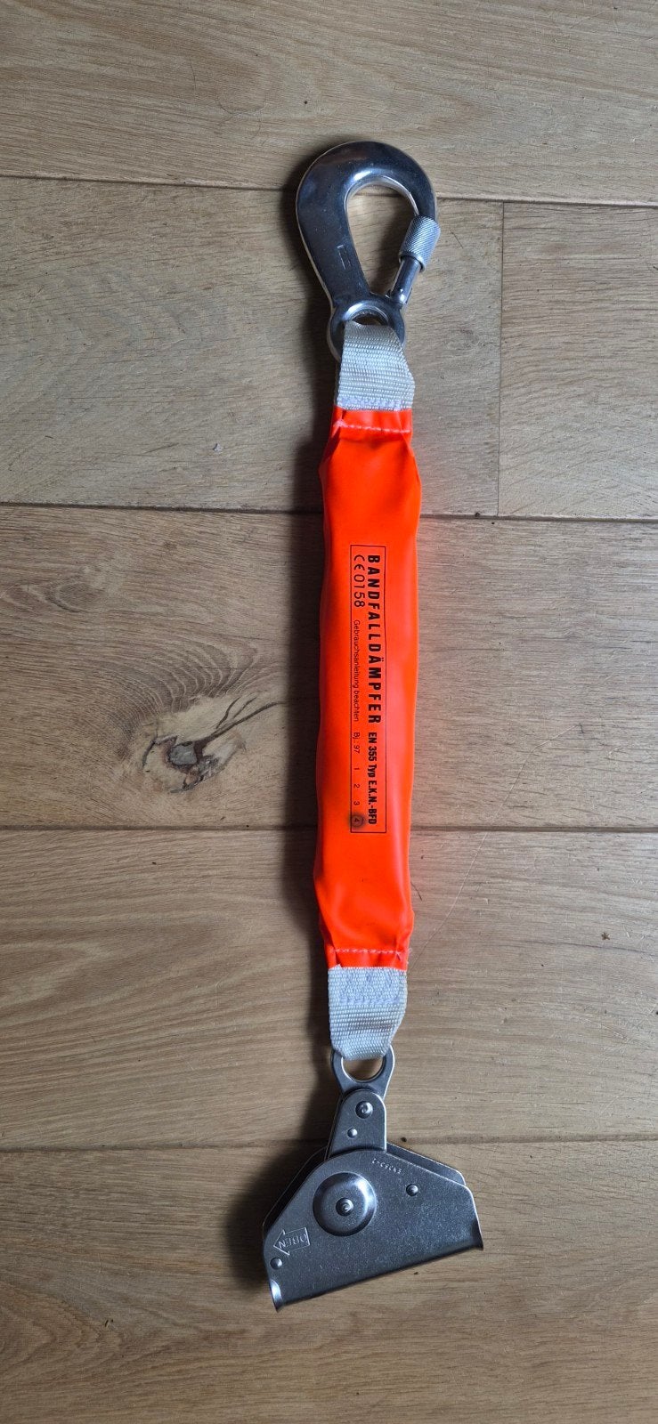 Valbeveiliging met valdemper en karabijnhaak, Ophalen of Verzenden, Zo goed als nieuw