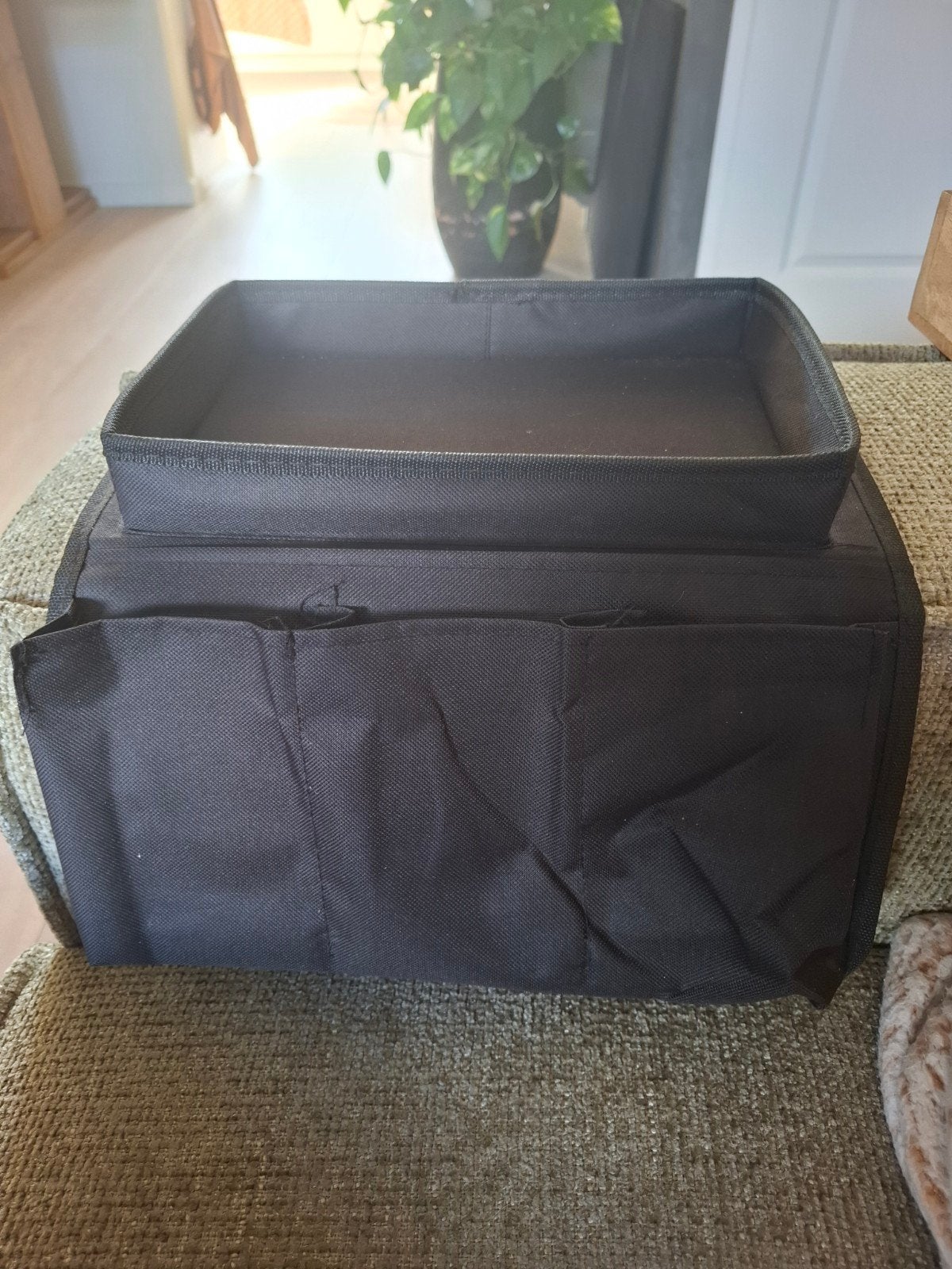 Zwarte bank organizer met dienblad en opbergvakken, Zwart, Ophalen of Verzenden, Zo goed als nieuw, Modern