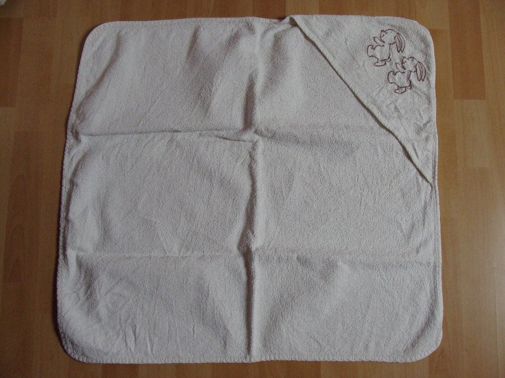 Baby badcape konijntjes, Ophalen of Verzenden, Gebruikt, Overige typen