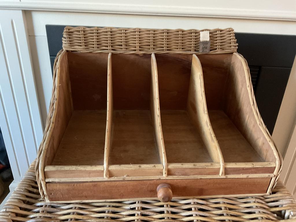 Riviera Maison bestekmand met lade, Mand, Ophalen of Verzenden, Zo goed als nieuw, Riet