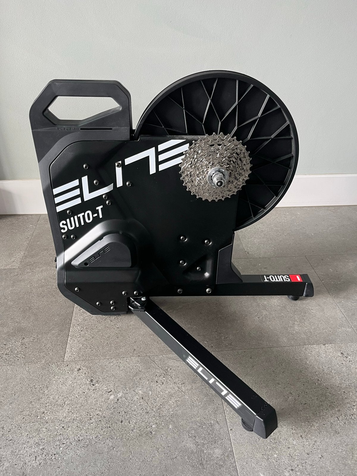 Elite Suito-T fietstrainer met Shimano cassette 11-36, Sport en Fitness, Ophalen of Verzenden, Zo goed als nieuw, Overige typen