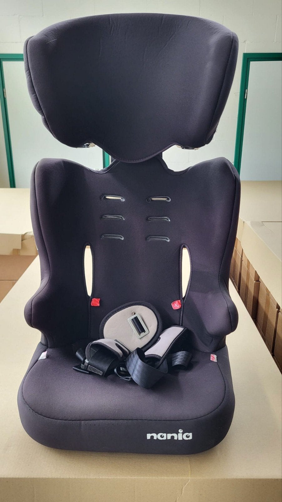 Nania autostoel - Comfortabel en veilig voor uw kind, Ophalen of Verzenden, 15 t/m 36 kg, Overige merken, Autogordel