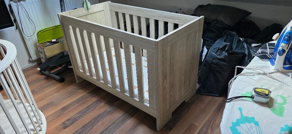 Te Koop licht grijze ledikant, Gebruikt, 70 tot 85 cm, Minder dan 140 cm, Ophalen