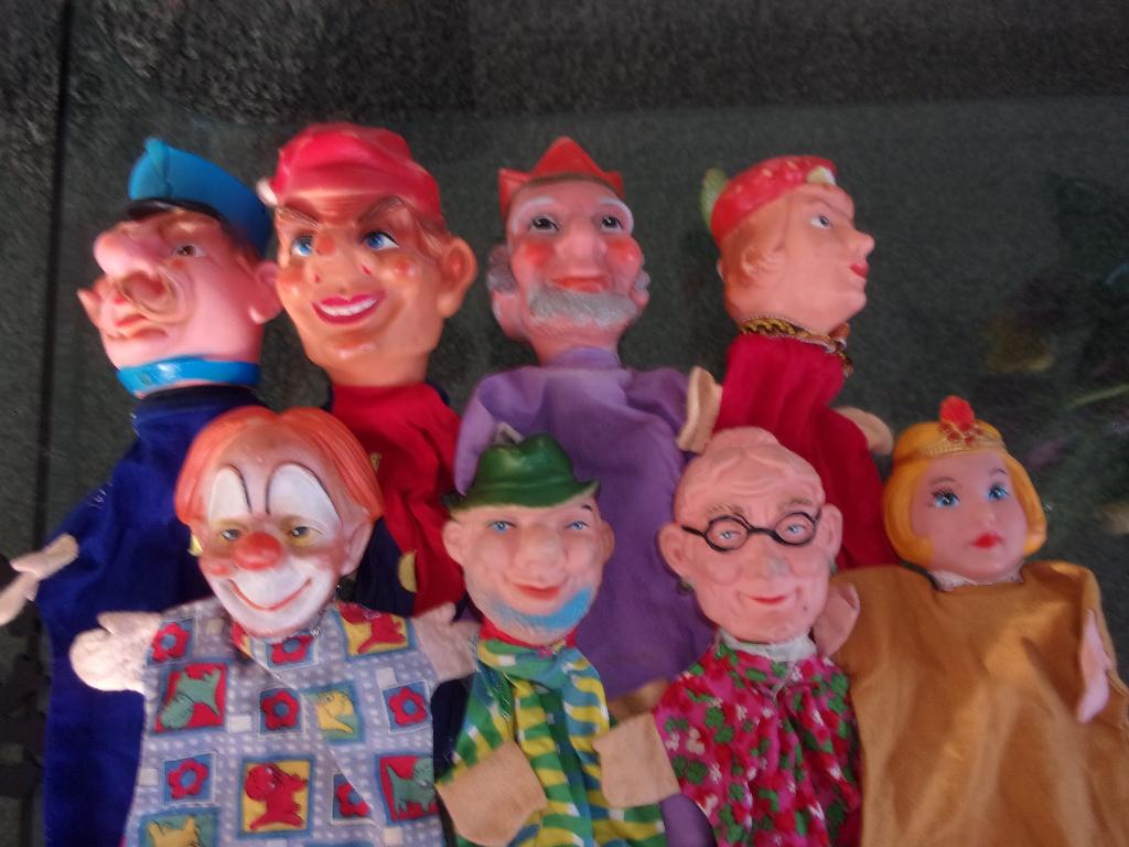 8 Oude POPPENKASTPOPPEN (A), Antiek en Kunst, Ophalen of Verzenden