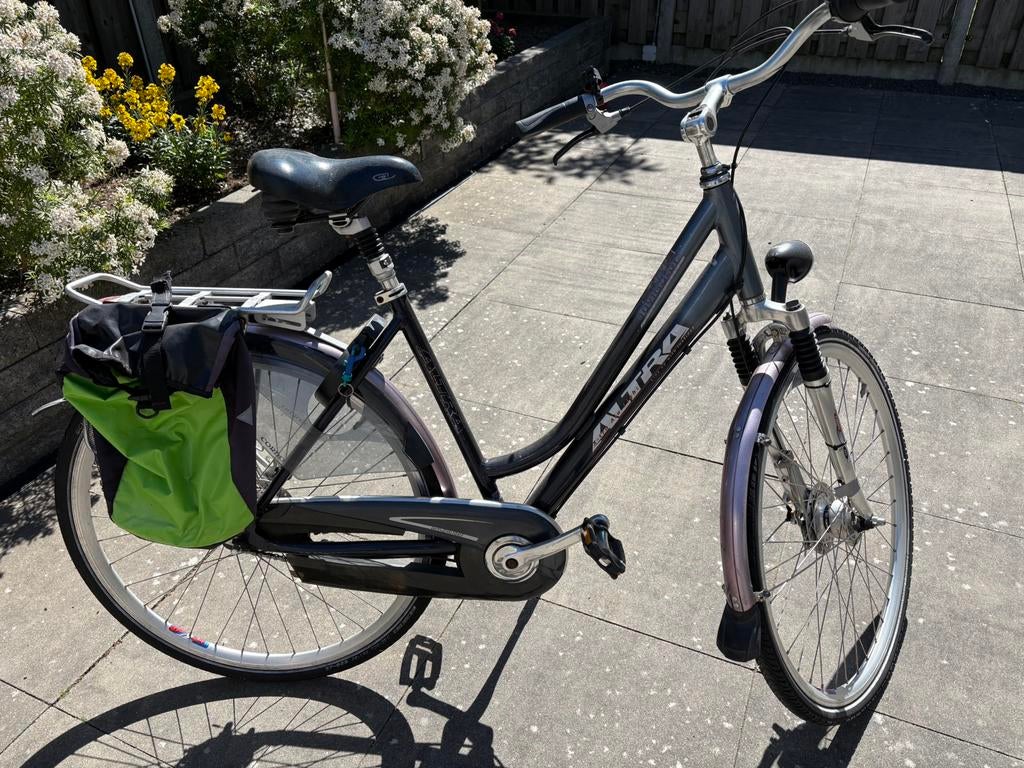 Altra damesfiets met 7 versnellingen en AXA fietsslot, Ophalen, Gebruikt, Overige merken, Versnellingen