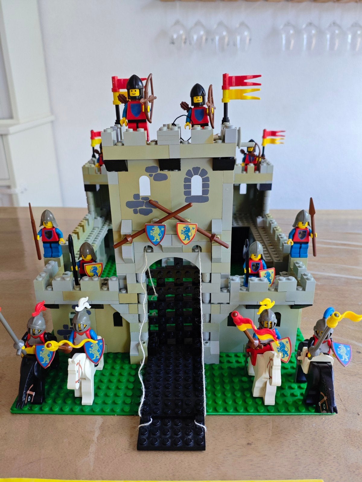 Lego 6080 King's Castle uit 1984 compleet met boek, Kinderen en Baby's, Speelgoed | Duplo en Lego, Gebruikt, Lego, Ophalen of Verzenden