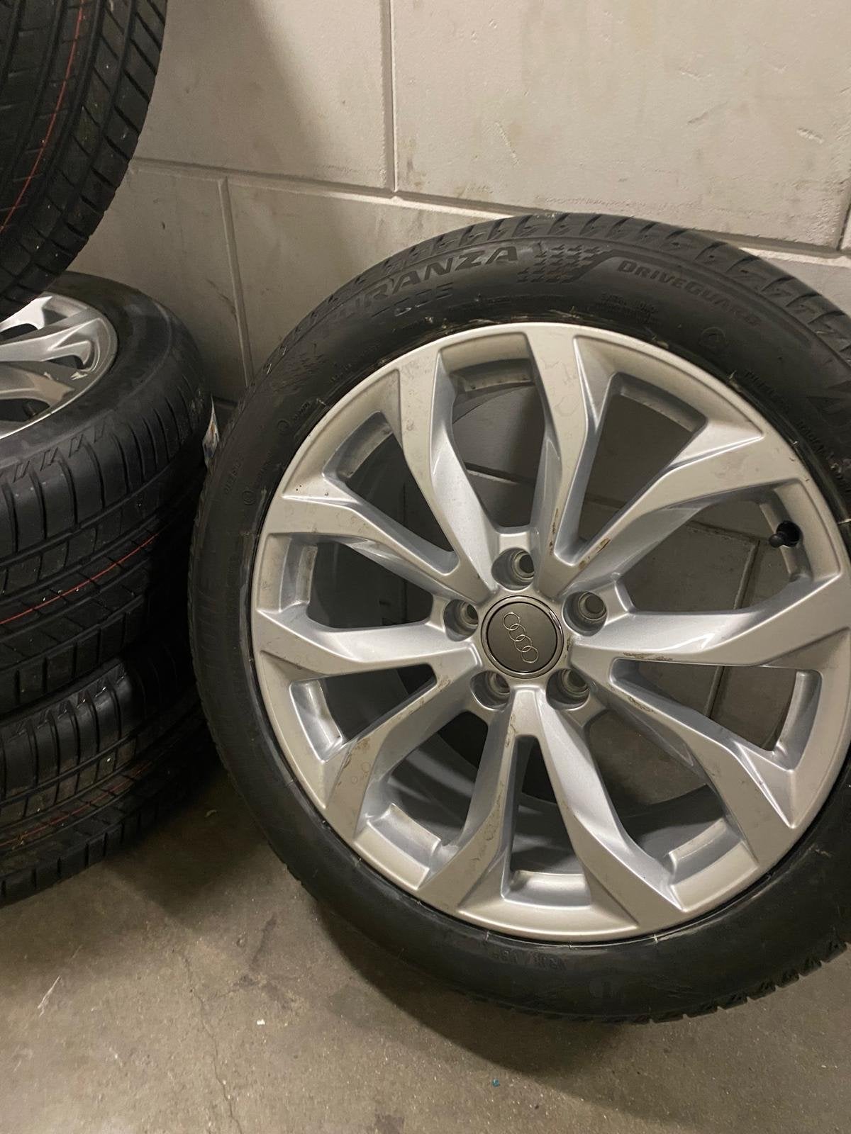 Audi velgen met band 245/45/18, Ophalen, 18 inch, 245 mm, Banden en Velgen