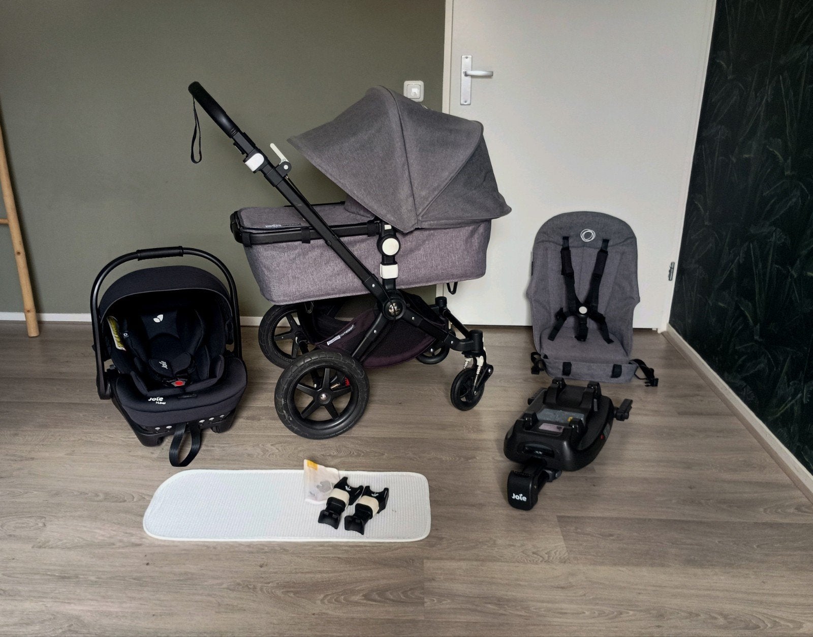 Bugaboo Cameleon 3 Plus Grey Melange! (Black Frame), Ophalen, Zo goed als nieuw, Bugaboo, Verstelbare duwstang