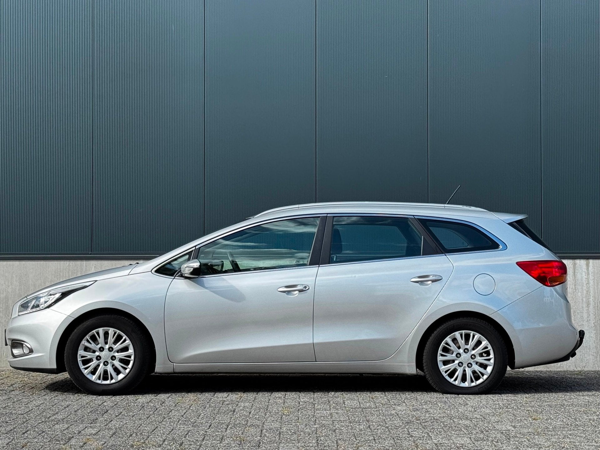 Kia Cee'd Sportswagon 1.6 GDI Business Pack|NAVI|PSENSOR|6BA, Auto's, Euro 5, 135 pk, Gebruikt, 1591 cc