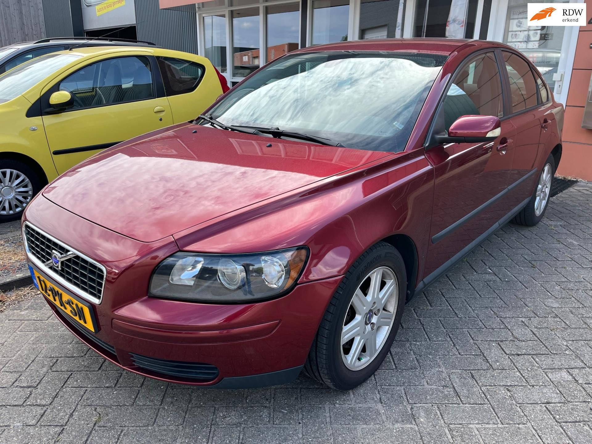 Volvo S40 2.4 automaat 87 dkm nap, Auto's, Gebruikt, 700 kg, 2435 cc, Startonderbreker