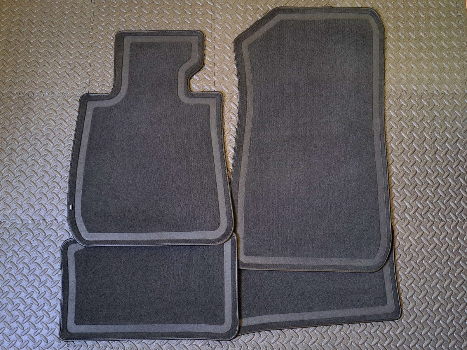 Automatten City antraciet BMW 3 Serie E90 E91 E92 (OEM), Zie website BMW, Nieuw, Ophalen of Verzenden, BMW