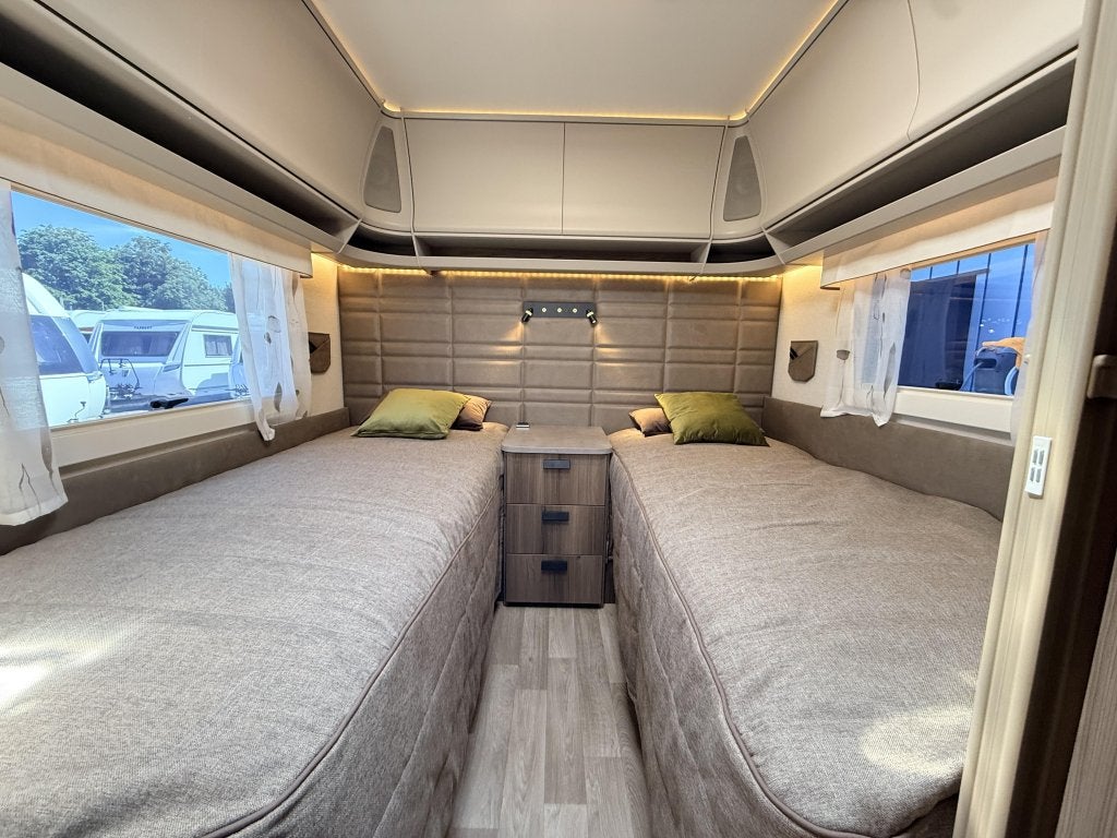 Kabe Royal 540 GLE, Caravans en Kamperen, Standaardzit, Bedrijf, 6 tot 7 meter, Overige typen