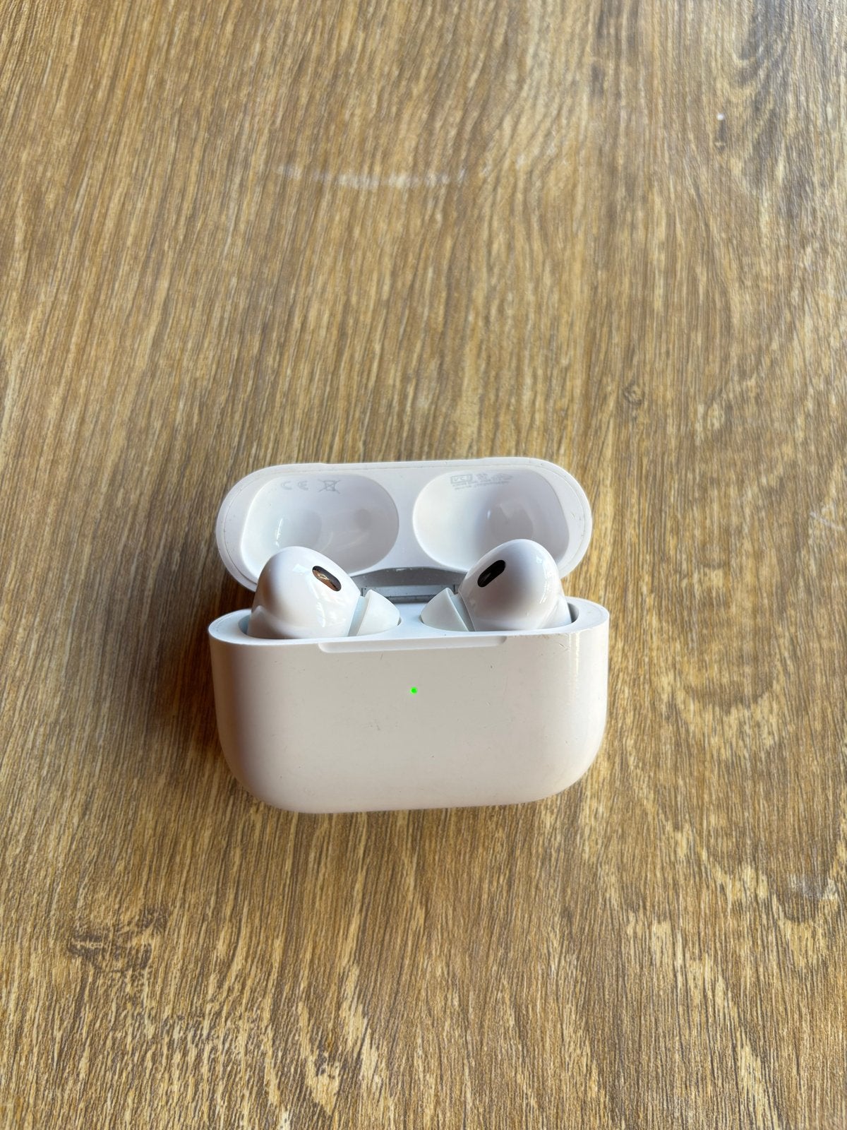 Apple AirPods Pro 2e generatie met MagSafe Oplaadcase, In-ear, Gebruikt, Bluetooth, Ophalen of Verzenden
