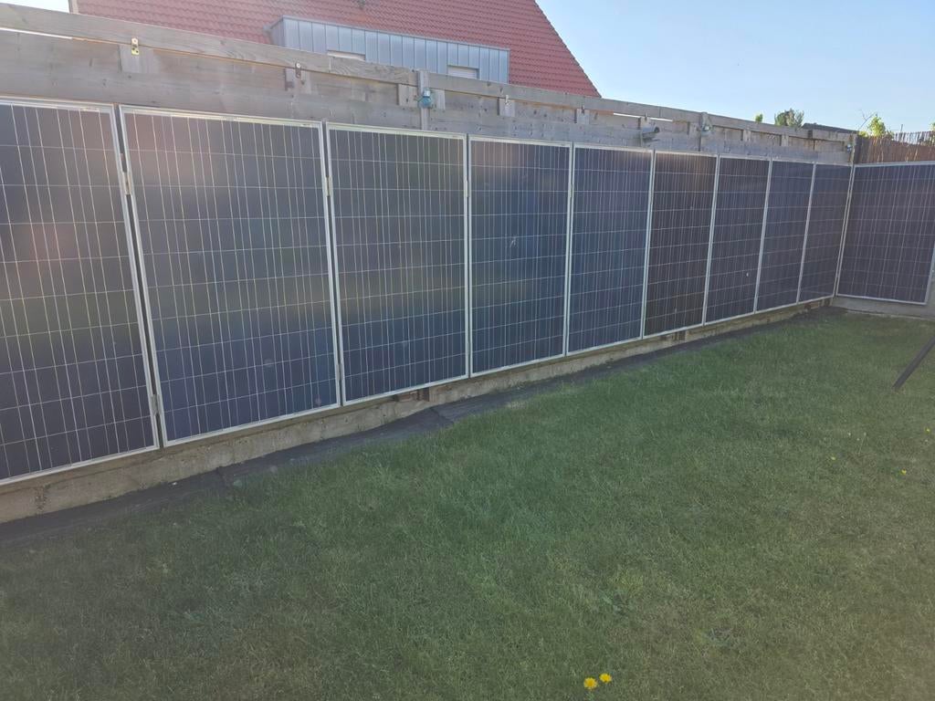 32 Zonnepanelen 230 watt en 4 omvormers, Doe-het-zelf en Verbouw, Zonnepanelen en Toebehoren, Ophalen of Verzenden, Paneel