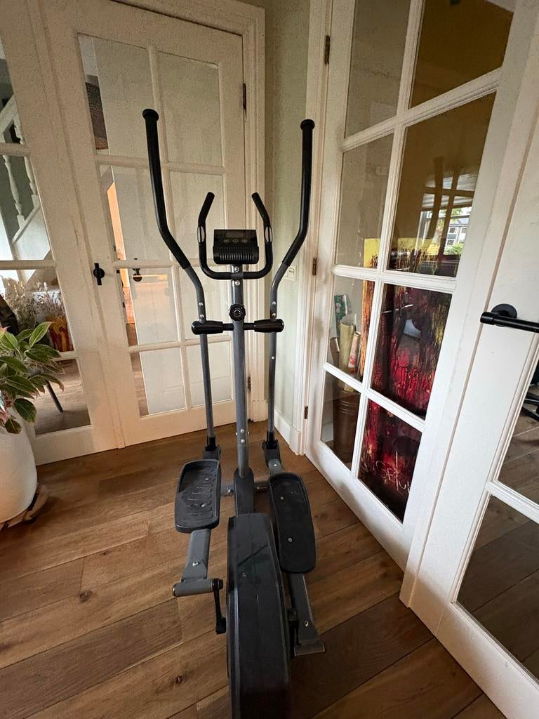Tunturi Cardio Fit C30 Crosstrainer - Zo goed als nieuw, Sport en Fitness, Ophalen, Armen, Zo goed als nieuw, Crosstrainer
