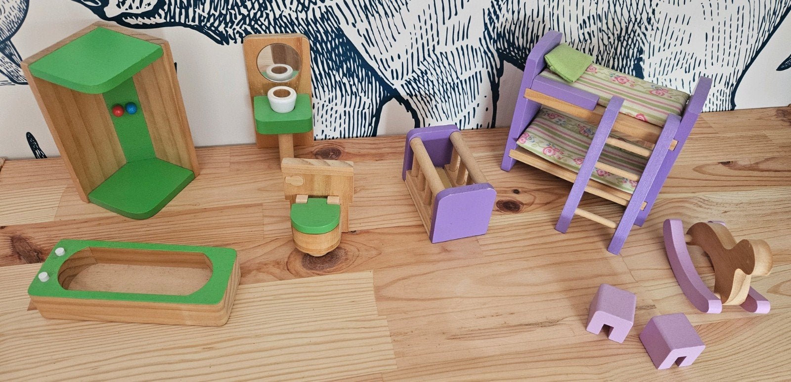 Houten poppenhuis meubels: slaapkamer en badkamer, Kinderen en Baby's, Speelgoed | Poppenhuizen, Ophalen of Verzenden, Zo goed als nieuw