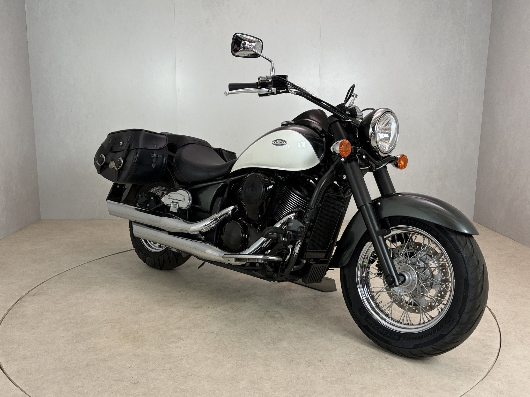 Kawasaki VN 900 Classic (bj 2012), Motoren, Motoren | Kawasaki, Chopper, Bedrijf, Info@kawasaki.nl, Meer dan 35 kW