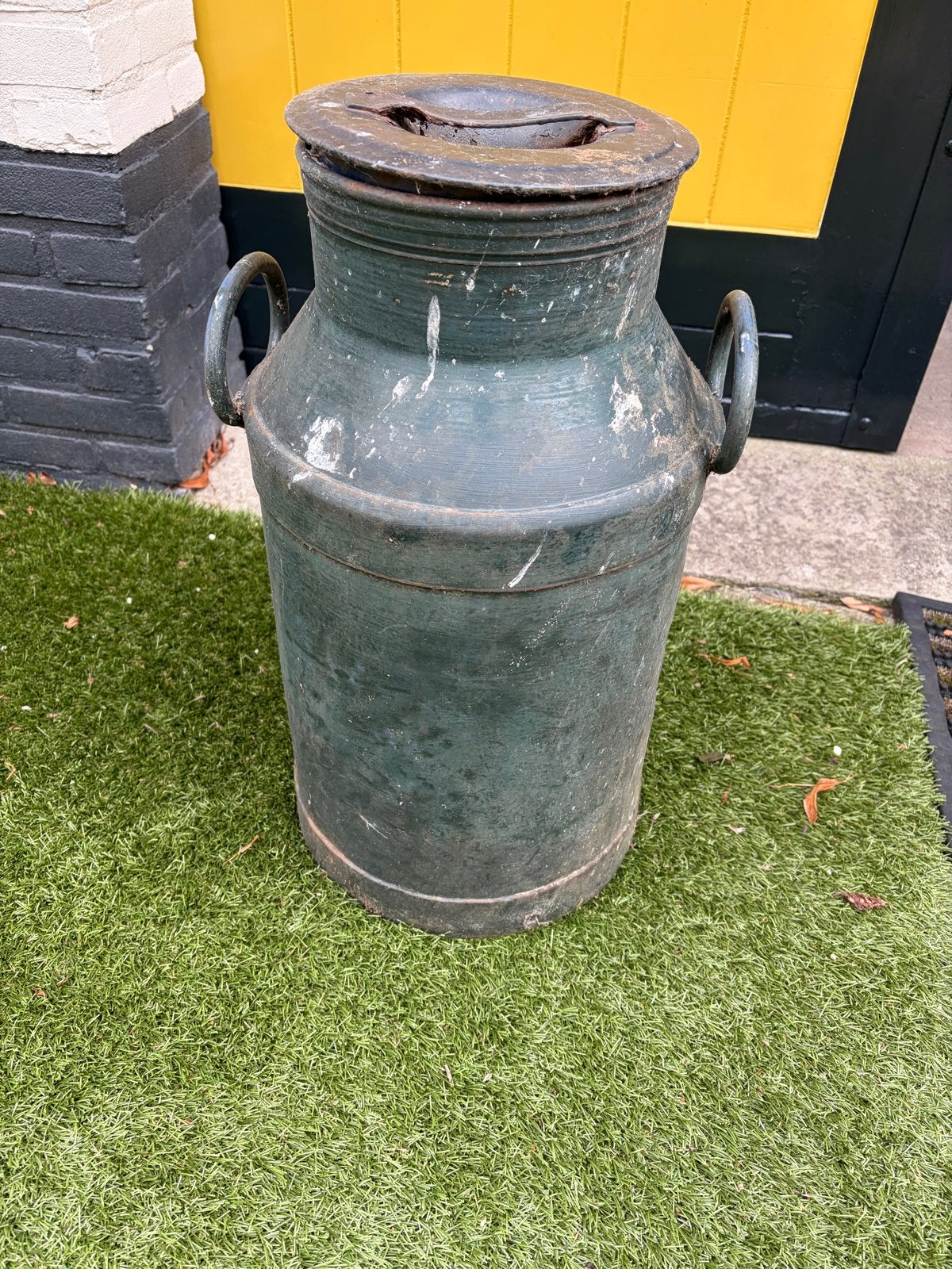 Oude groene melkbus - Decoratief en authentiek, Gebruikt, Minder dan 60 cm, Rond, Ophalen of Verzenden