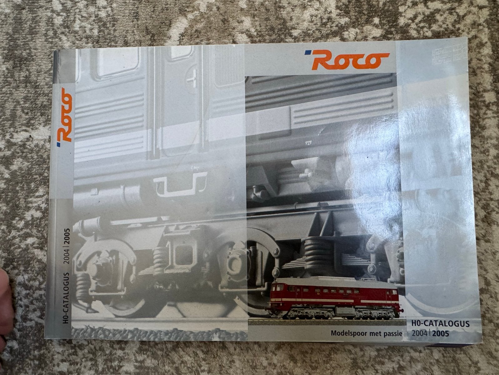 Roco HO-Catalogus 2004/2005 - Modeltreinen, Hobby en Vrije tijd, Ophalen of Verzenden, Gebruikt, Boek, Tijdschrift of Catalogus