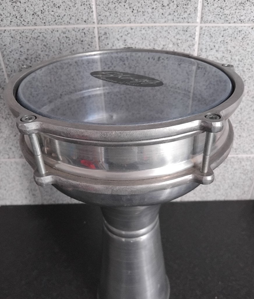 Stagg Darbuka - Diameter 20 cm / hoogte 37 cm, Muziek en Instrumenten, Percussie, Zo goed als nieuw, Trommel, Ophalen of Verzenden