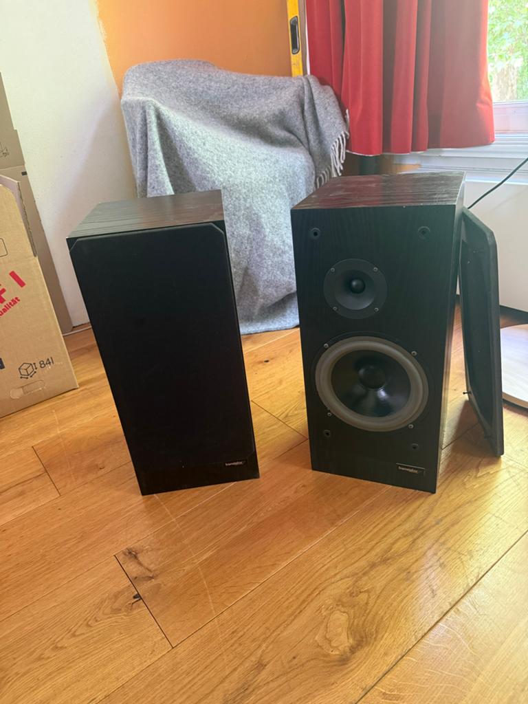 Translator Impact 20 Speakers - Zwart, Gebruikt, 120 watt of meer, Front, Rear of Stereo speakers, Ophalen