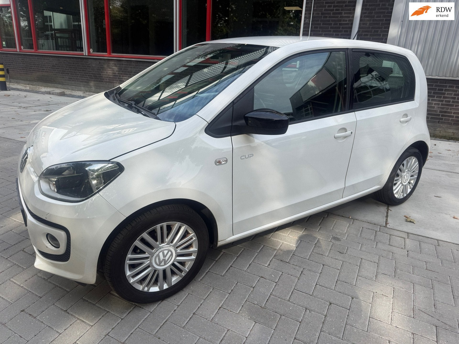 Volkswagen Up! 1.0 high up! BlueMotion