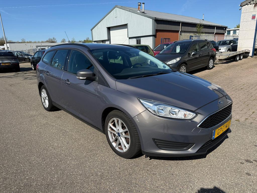Ford Focus Wagon 1.0 Trend Edition Clima Bj:2015 NAP!, 101 pk, Gebruikt, Euro 6, Bruin