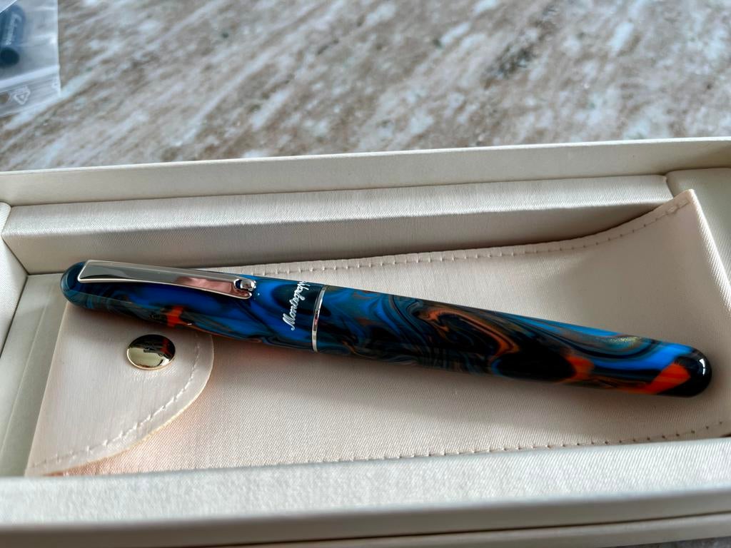 Montegrappa Elmo 01 Peacock STUB 1.1, Ophalen of Verzenden, Zo goed als nieuw, Vulpen, Overige merken