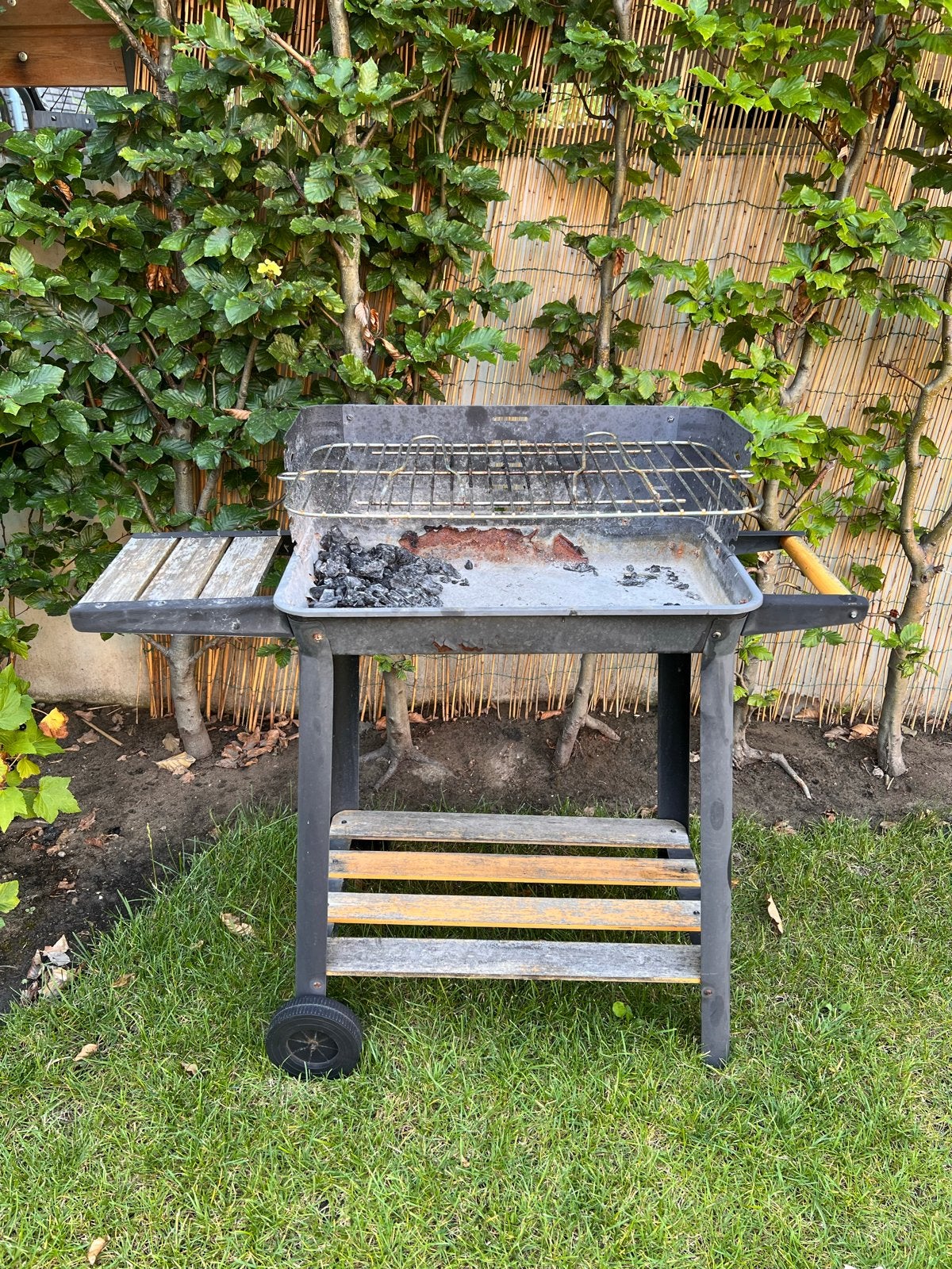 Gratis af te halen Barbecue!, Ophalen, Gebruikt