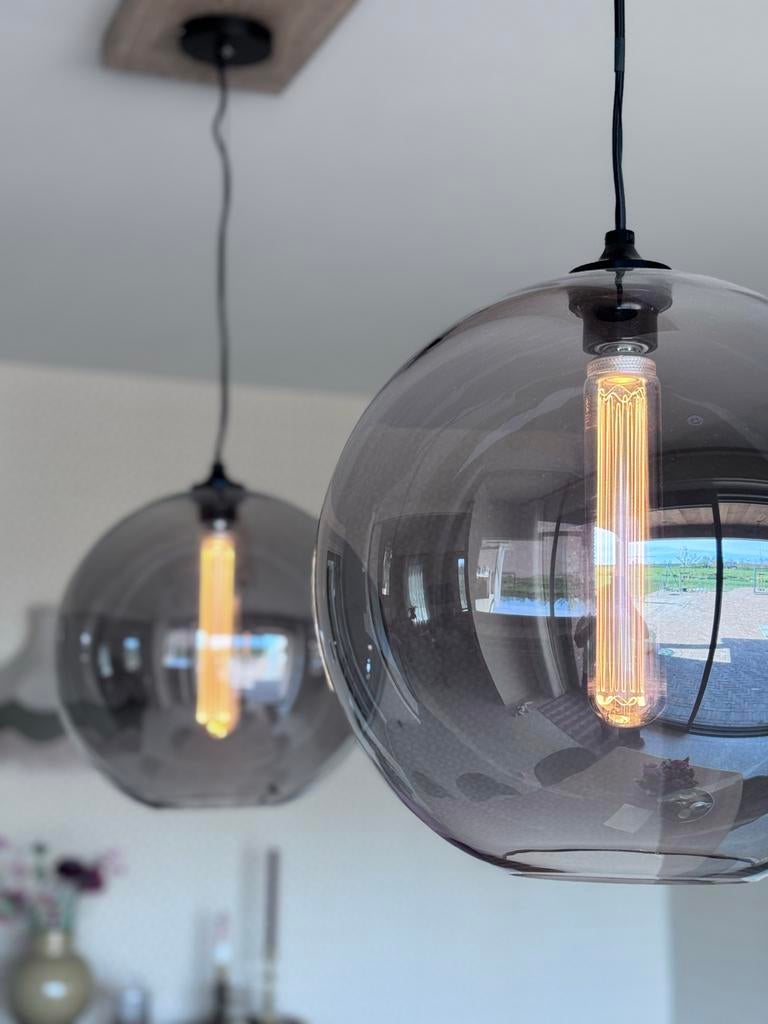 2 x By Eve Maxi Bulb grey - Ø 40 cm, Ophalen, Modern, Minder dan 50 cm, Glas