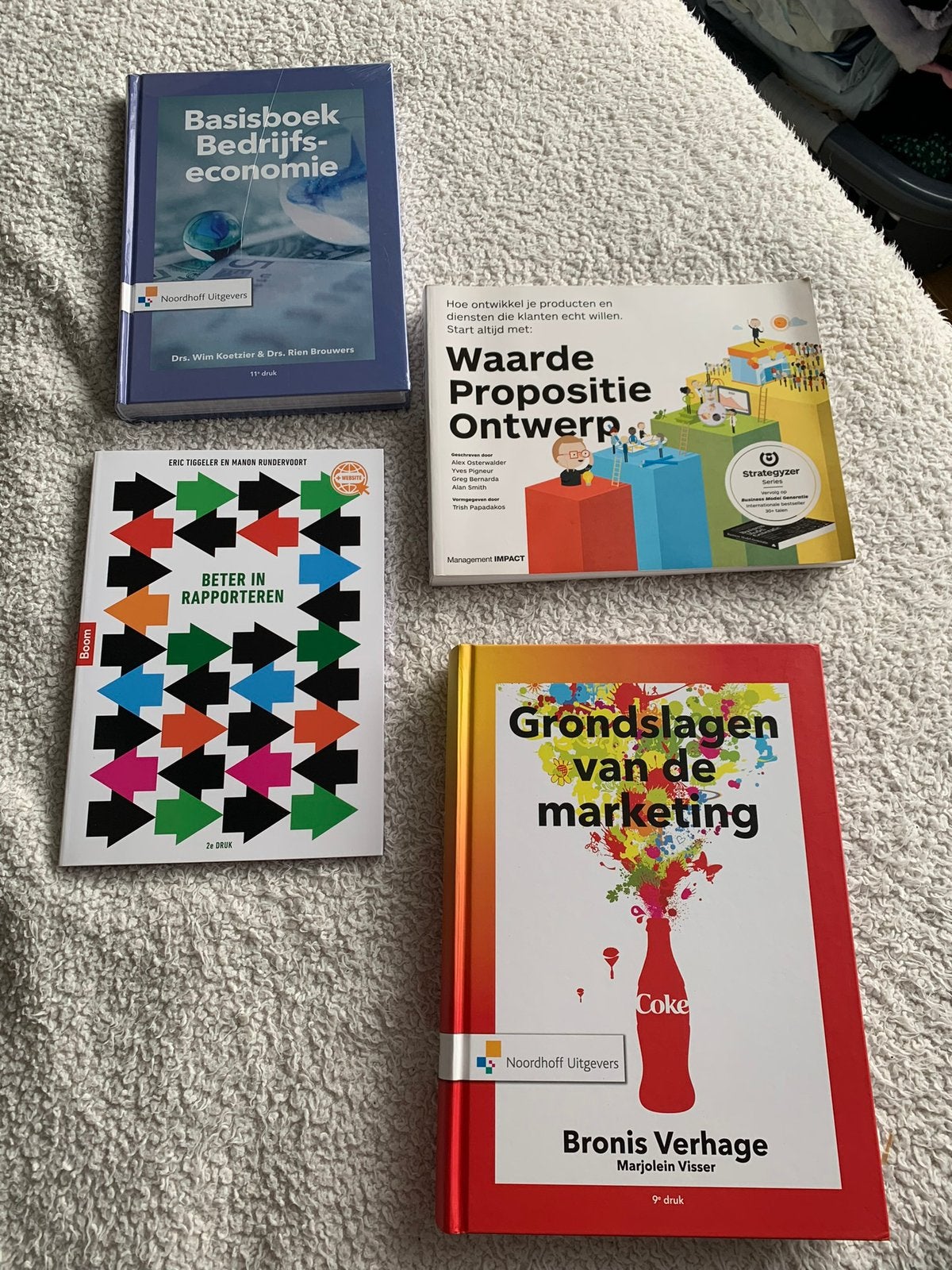 4x studieboeken Commerciële Economie/Marketing, Boeken, Ophalen of Verzenden, Nieuw, HBO