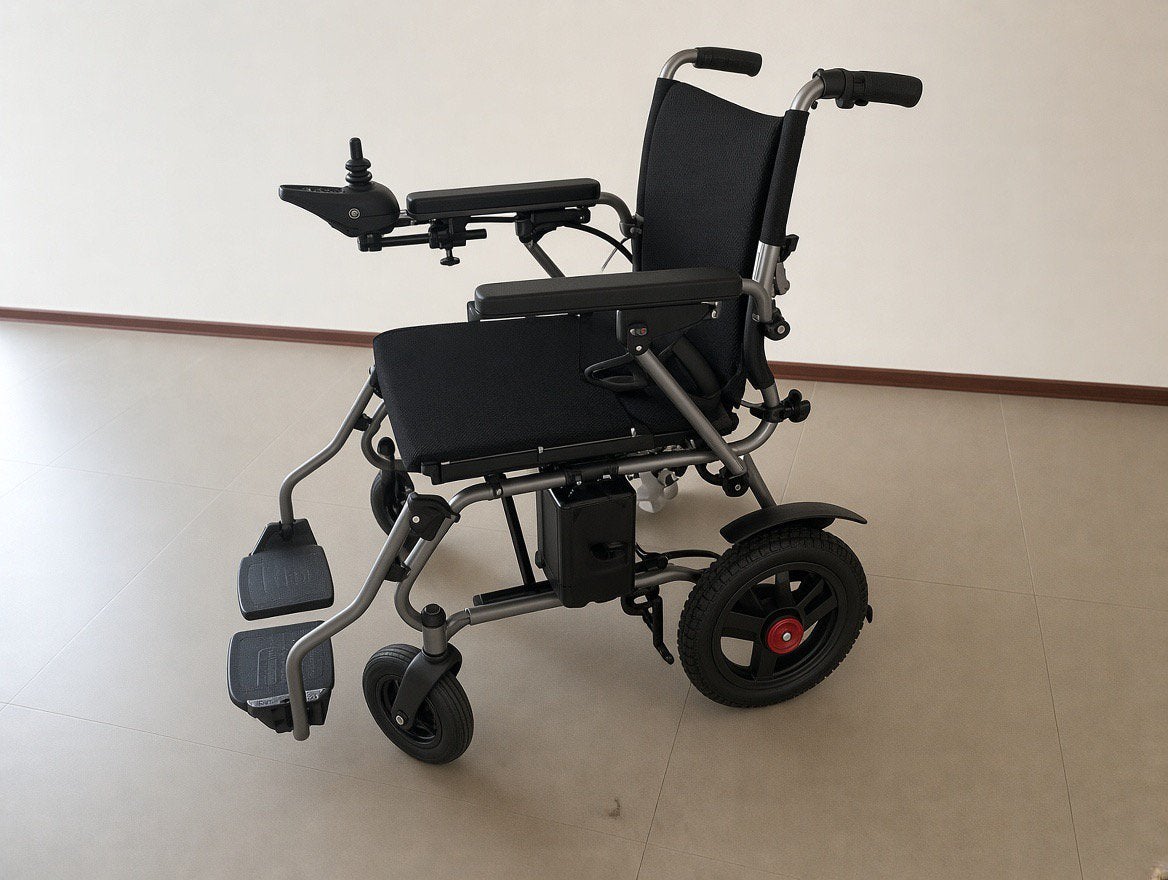 Bestuurbare rolstoel NIEUW IN DOOS, Ophalen, Inklapbaar, Nieuw, Elektrische rolstoel